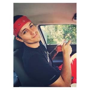 Meet your Posher, Tommy